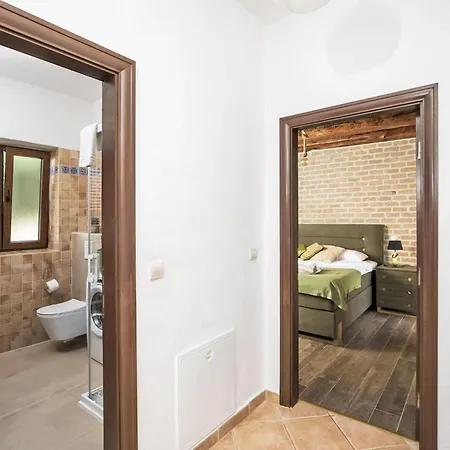 Paradis 6 Mit Whirlpool By Interhome