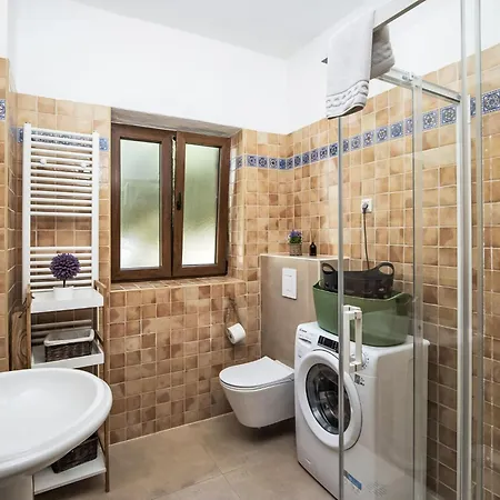 Paradis 6 Mit Whirlpool By Interhome Butkovići